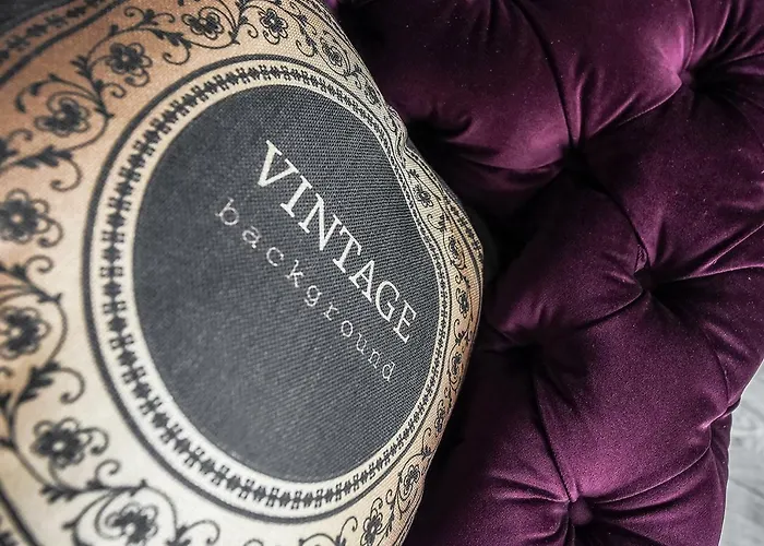 Four Luxury Flats מלון דירות 3*